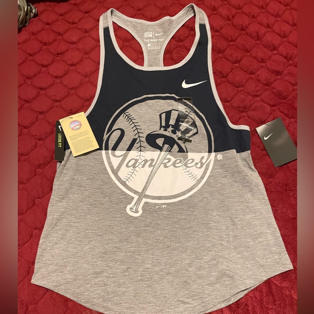 Yankee Nike Tee Brand NWT Cooperstown Collection Original